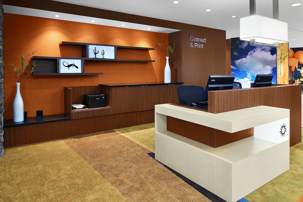 Fairfield Inn & Suites By Marriott Fresno Yosemite International Airport 12/38