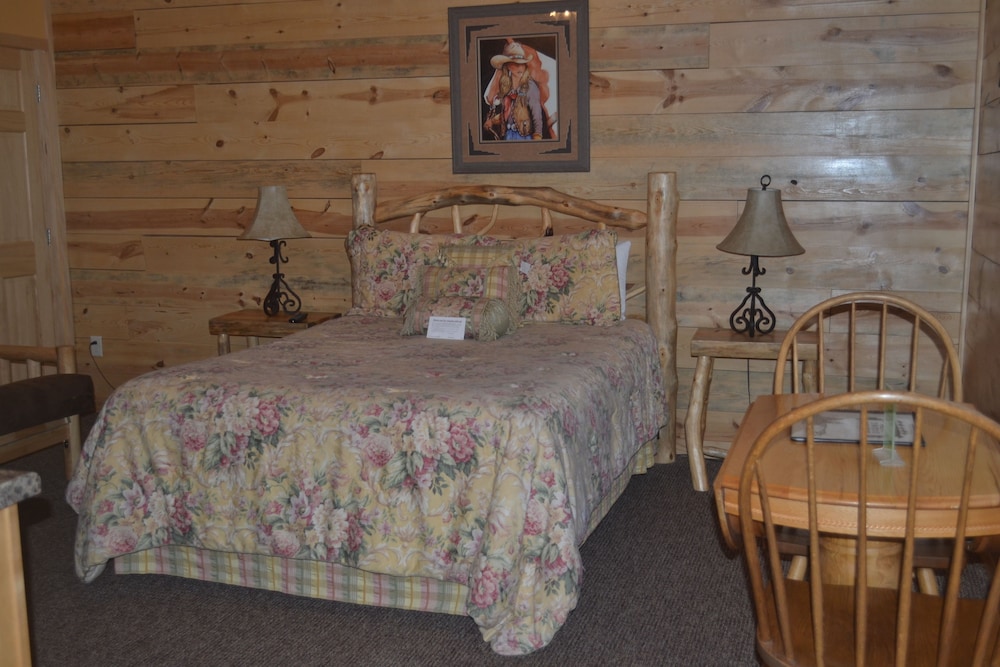 Holy Smoke Resort 36/50