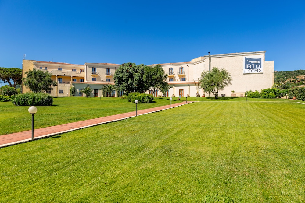 Blu Hotel Morisco Village 18/80