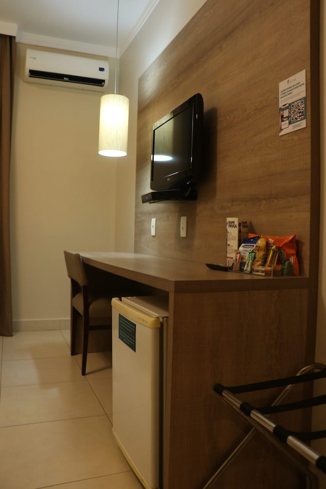 Indaia Park Hotel 8/77