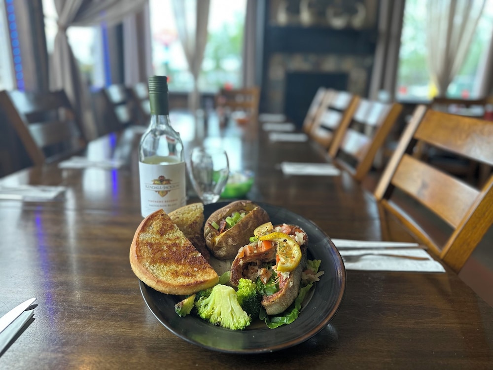 Alaska Anglers Inn 40/50