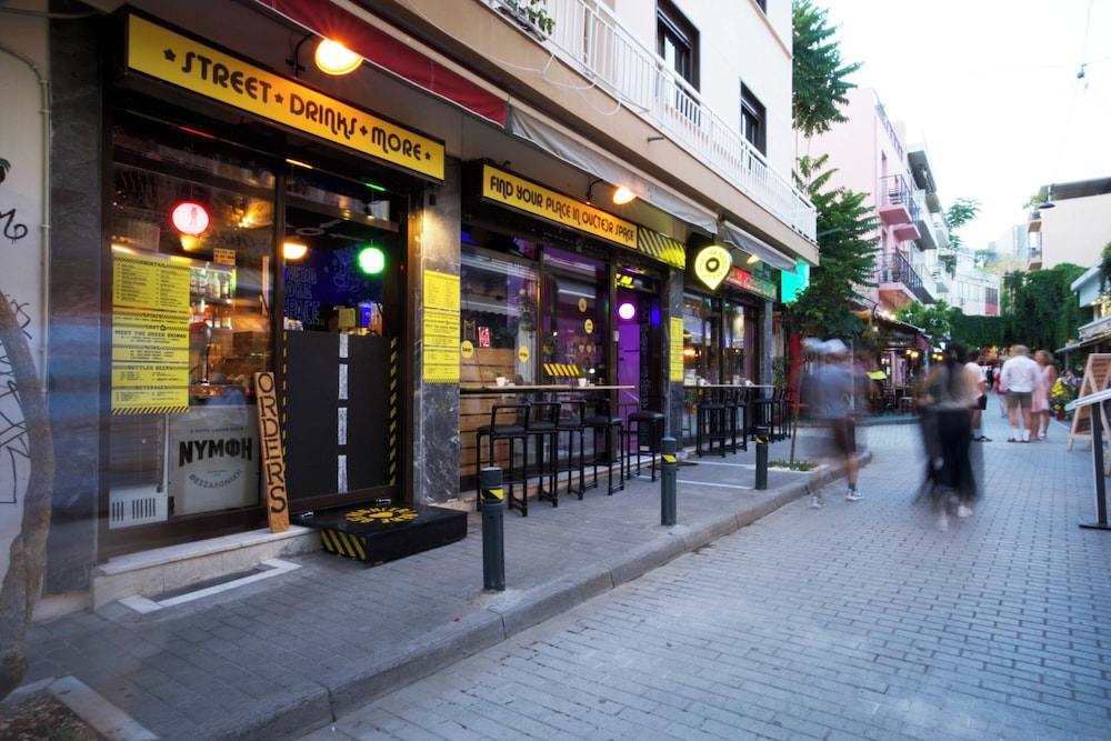 Live In Athens Short Stay Apartments 41/50