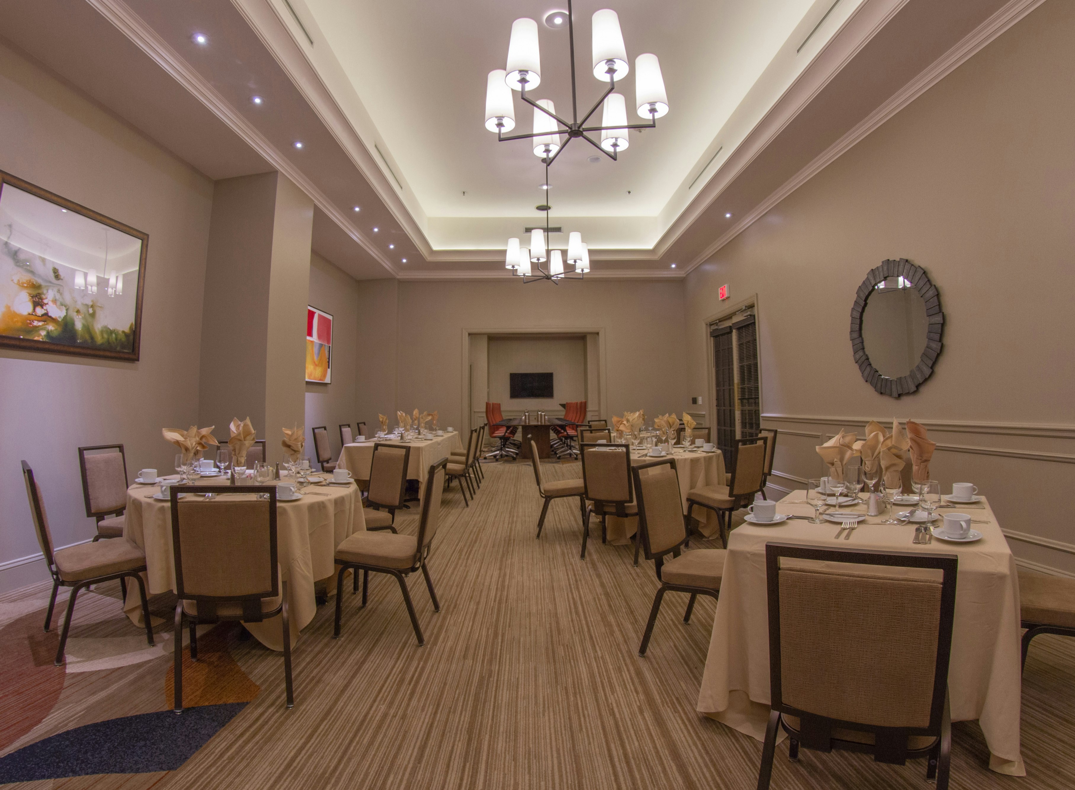 Hilton Harrisburg 60/69