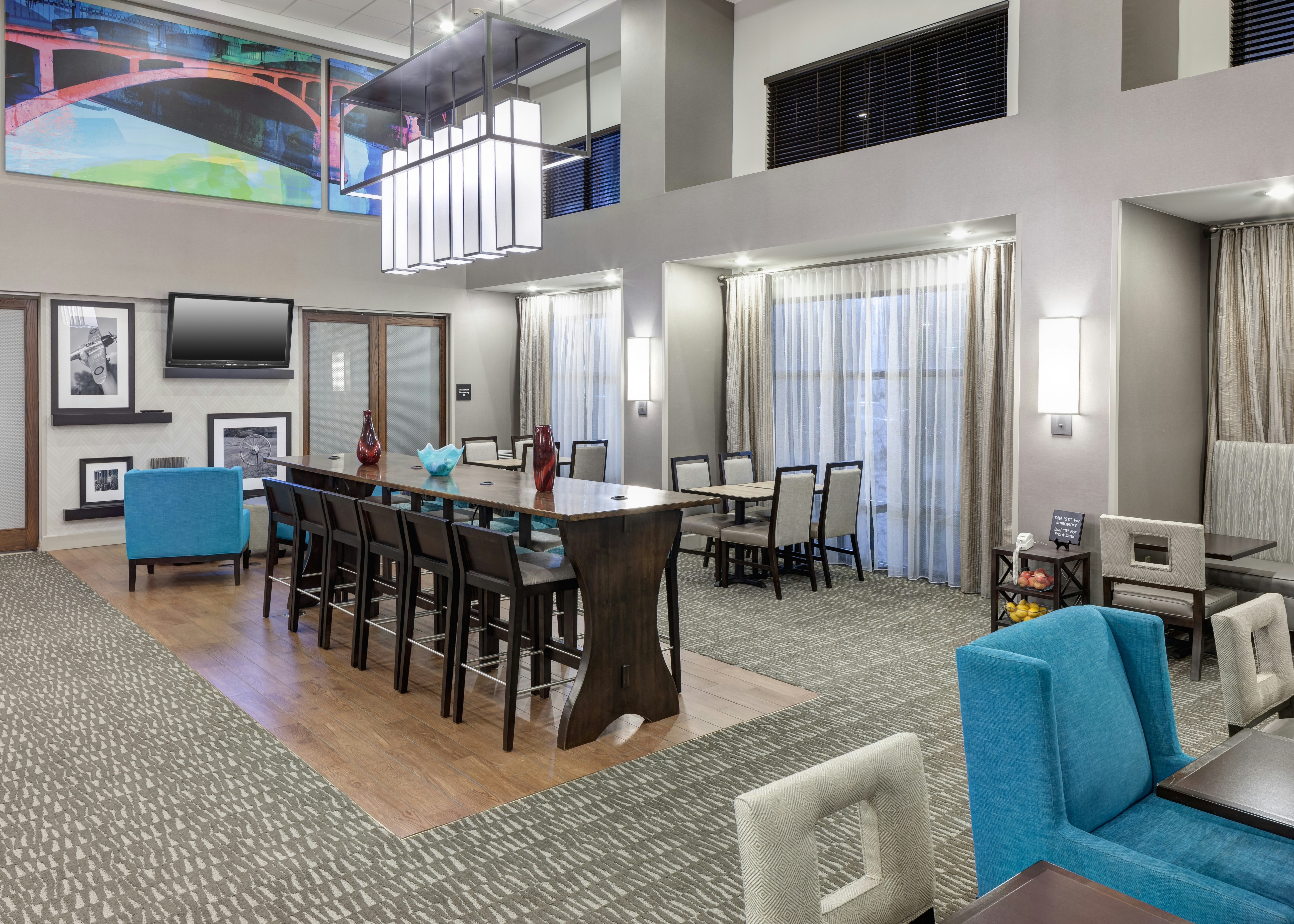 Hampton Inn Suites Cedar Rapids North 27/40