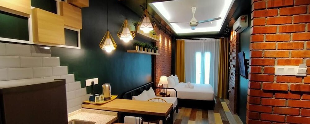 Smile Hotel Wangsa Maju 41/42