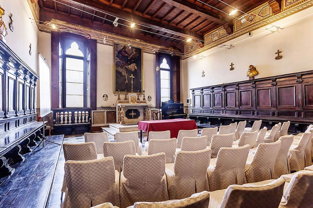 IL Chiostro Del Carmine 41/58