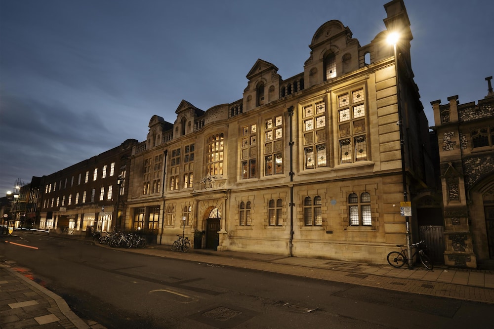 The Hobson Cambridge by Adina in CAMBRIDGE