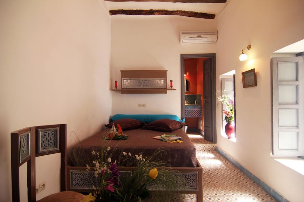 Riad Begonville 38/54