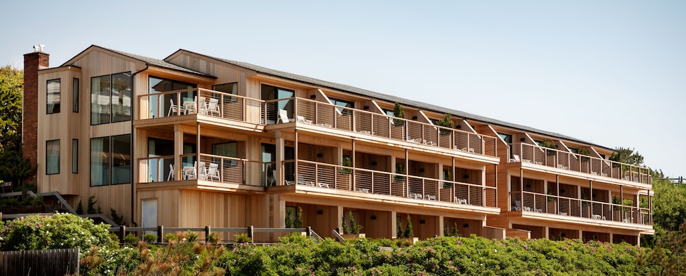 Gurneys Montauk Resort and Seawater Spa 1/78