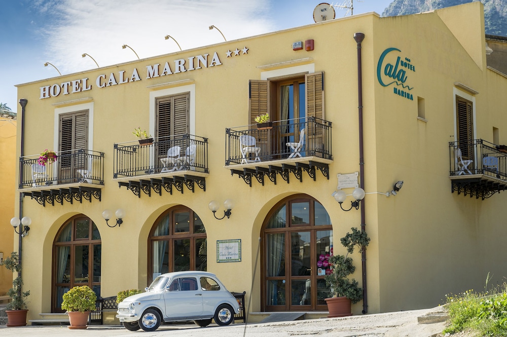 HOTEL CALA MARINA 2/72