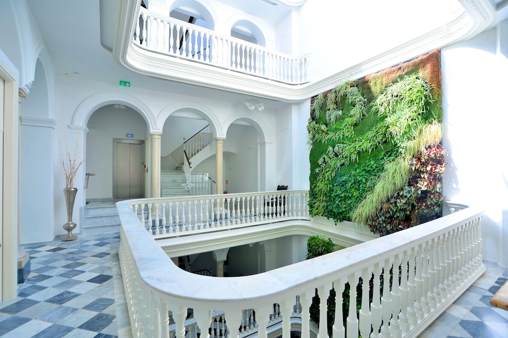 EL ARMADOR CASA PALACIO 6/61