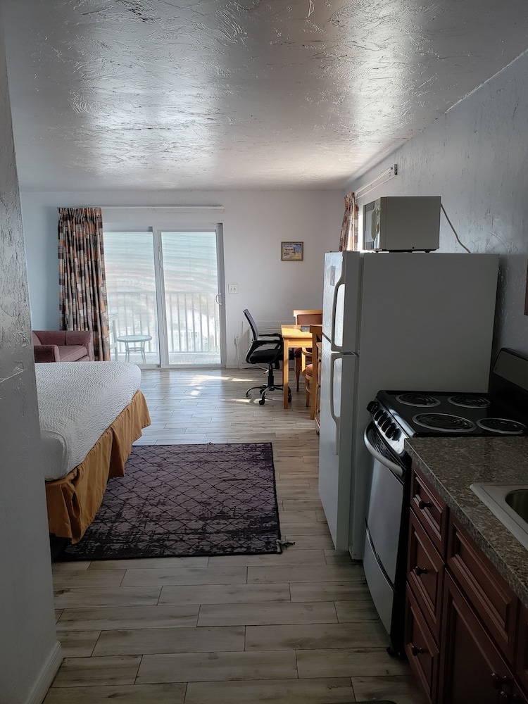 Topaz Motel Hotel 33/56