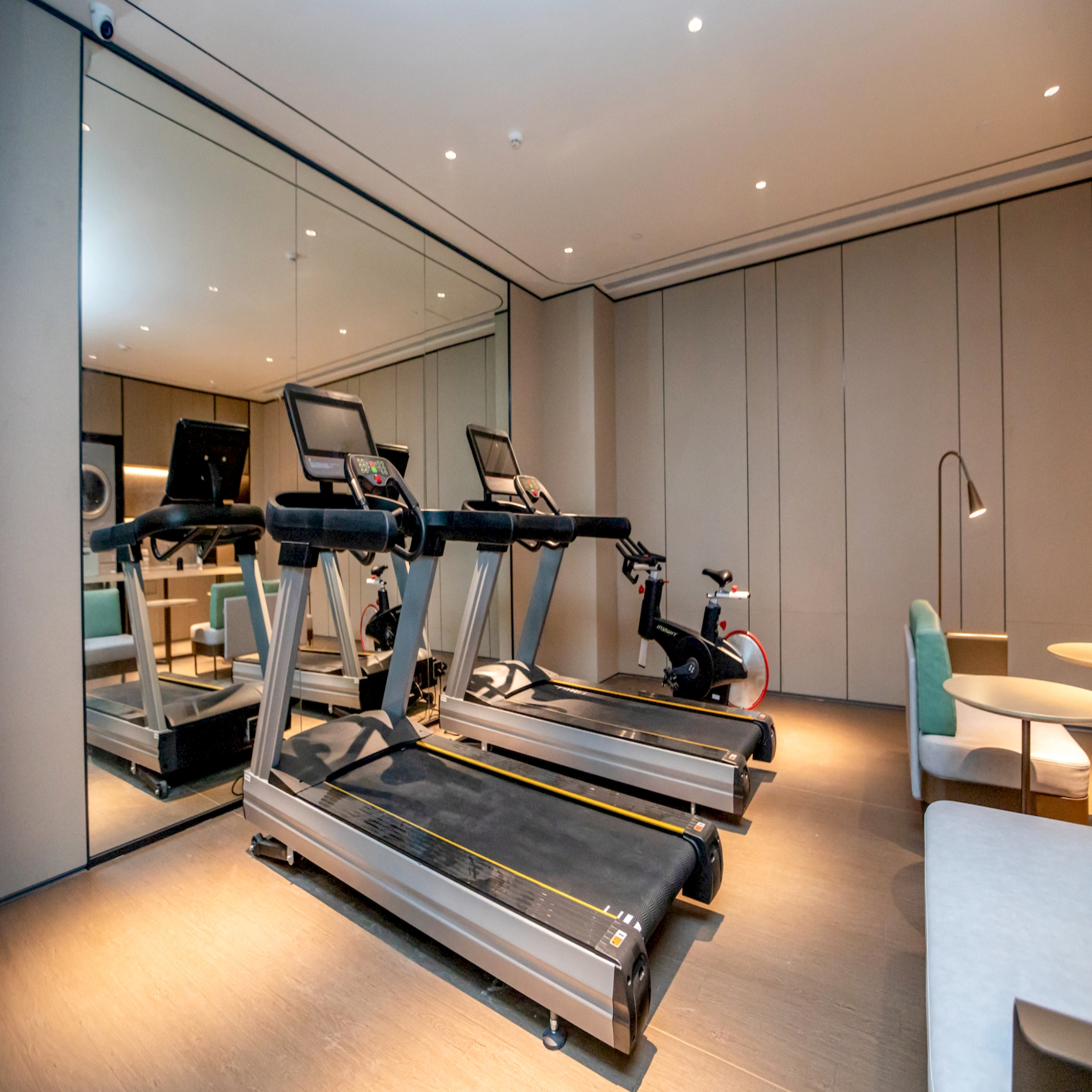 JI Hotel (Shenzhen North Railway Station) 35/45
