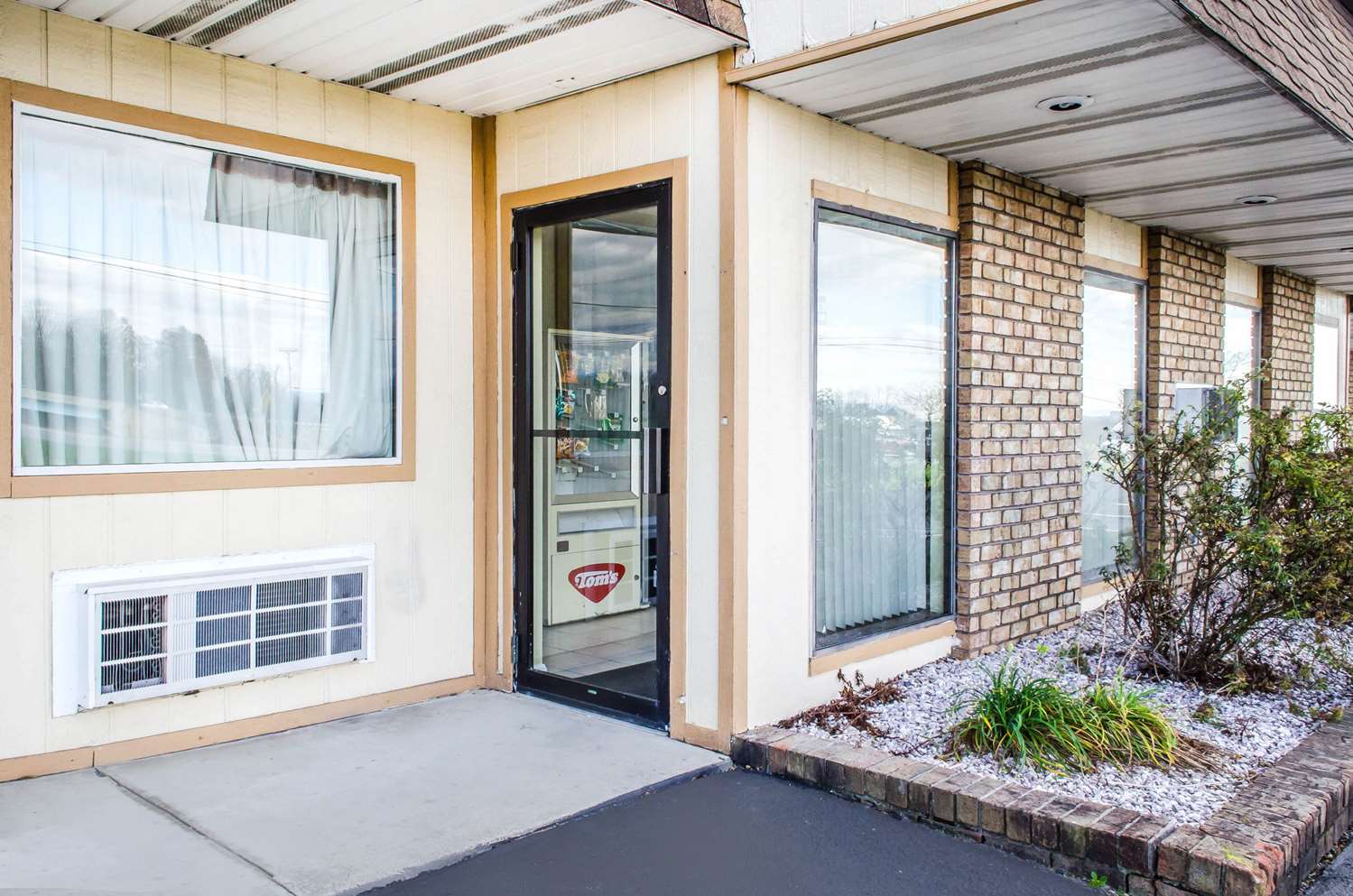 Rodeway Inn Shippensburg I-81 5/16