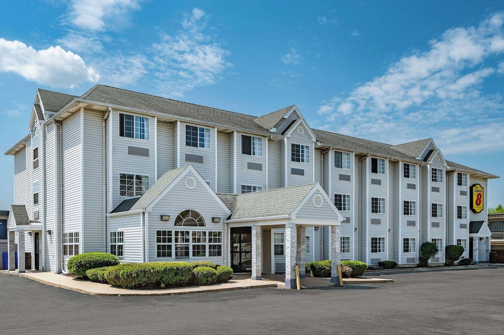 Super 8 by Wyndham Joliet 29/39