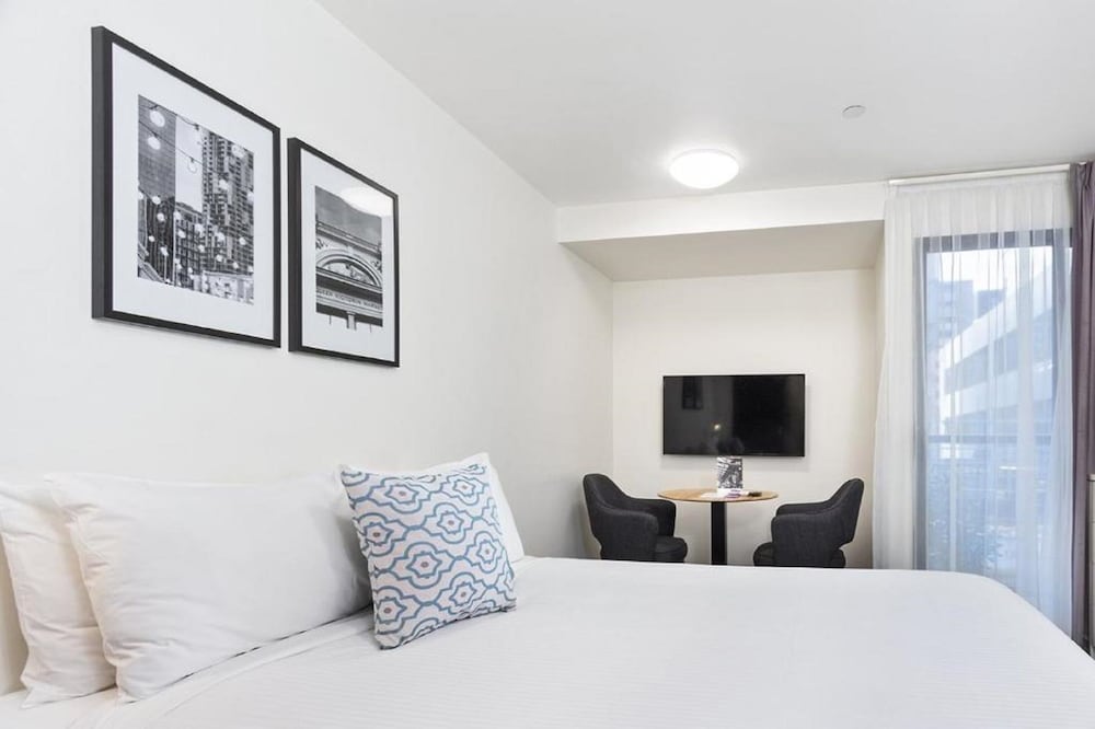 Quality Apartments North Melbourne 37/54
