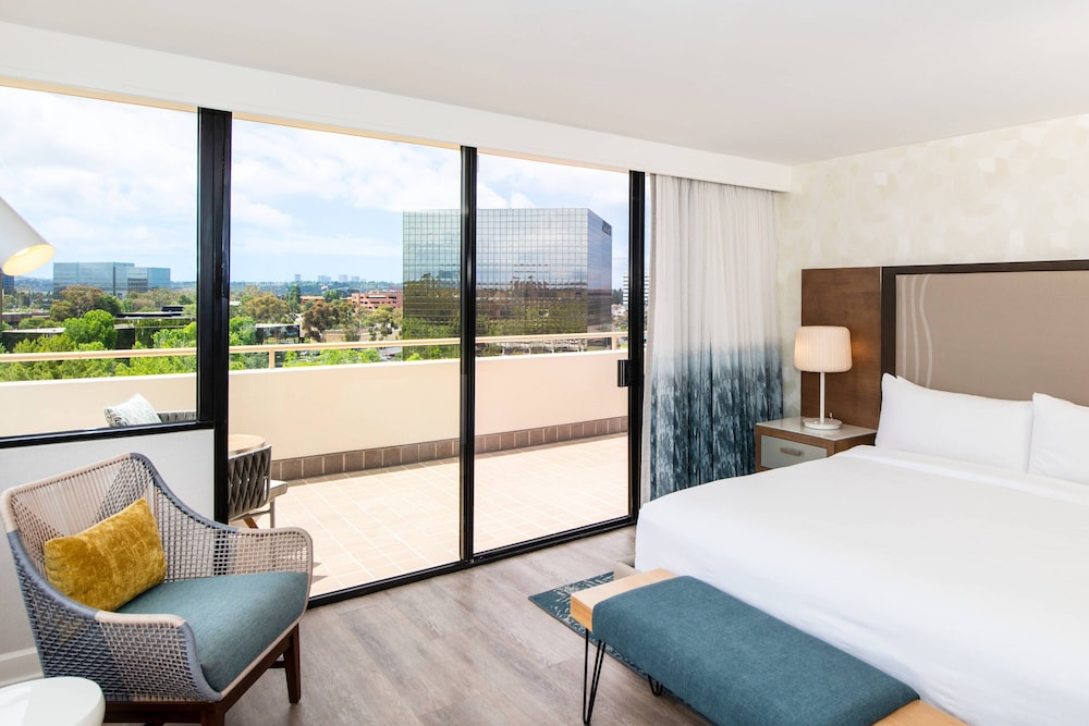 Renaissance Newport Beach Hotel 13/51