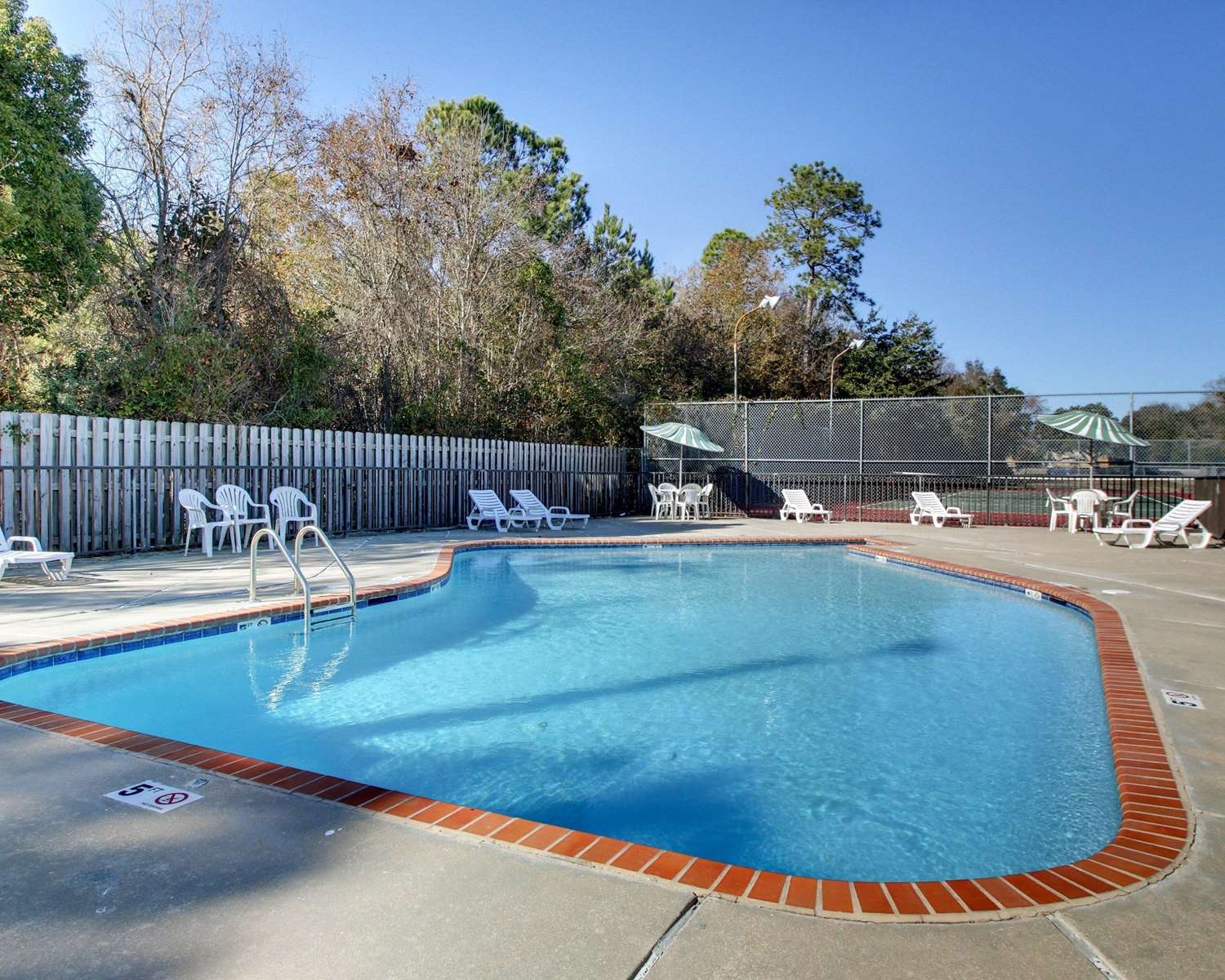Twin Star Lodge Ex Econo Lodge Biloxi Beach North 21/33