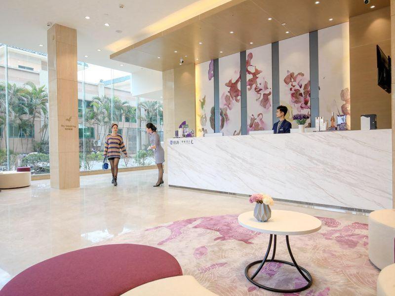 Lavande Hotel (Foshan South Railway Station Bijiang Light Rail Station) 12/43