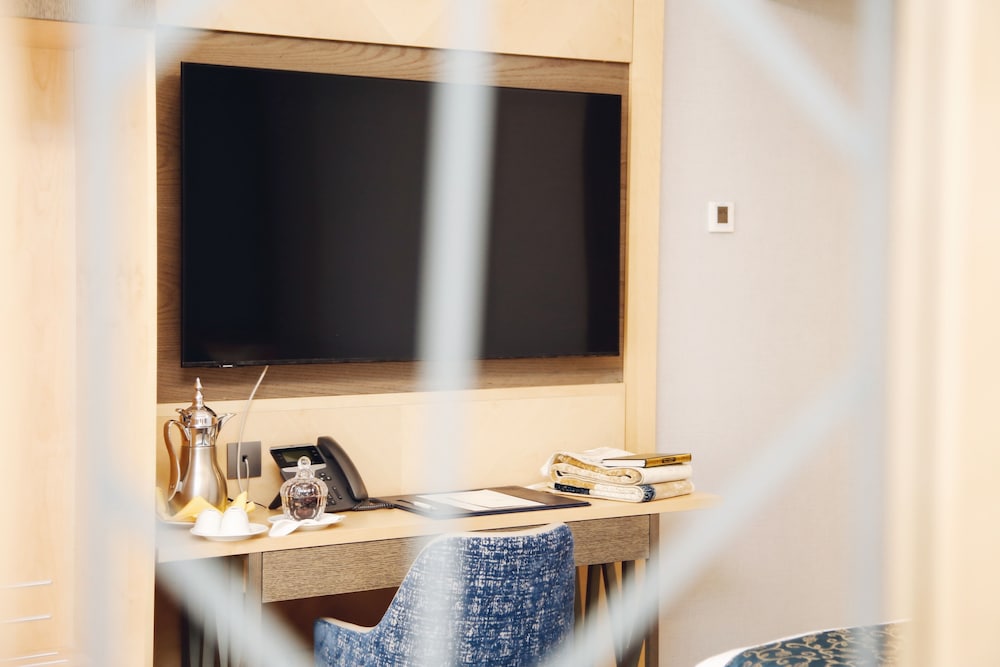 رويال الروضة(Al Rawda Royal Inn) 60/62