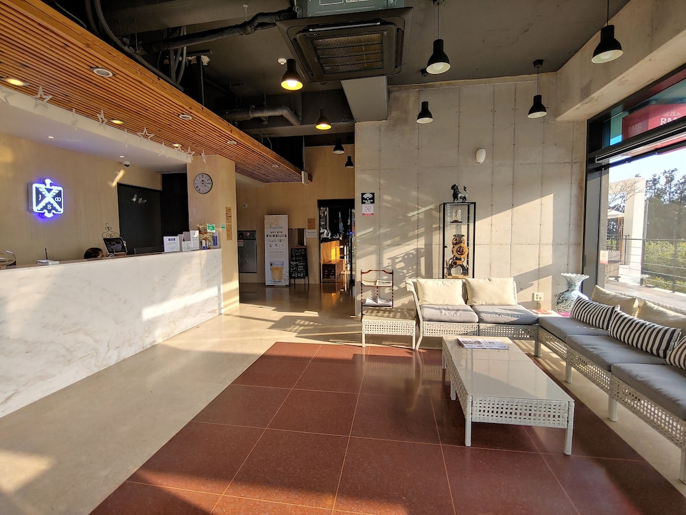 Hotel Stay Interview Jeju 10/50