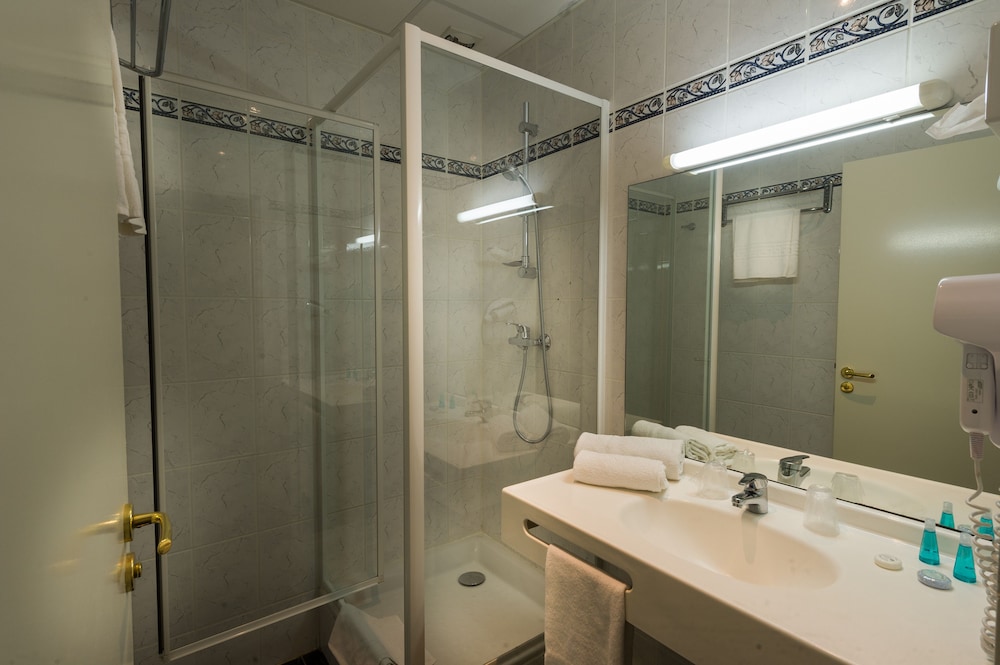 Hotel Marso 46/50