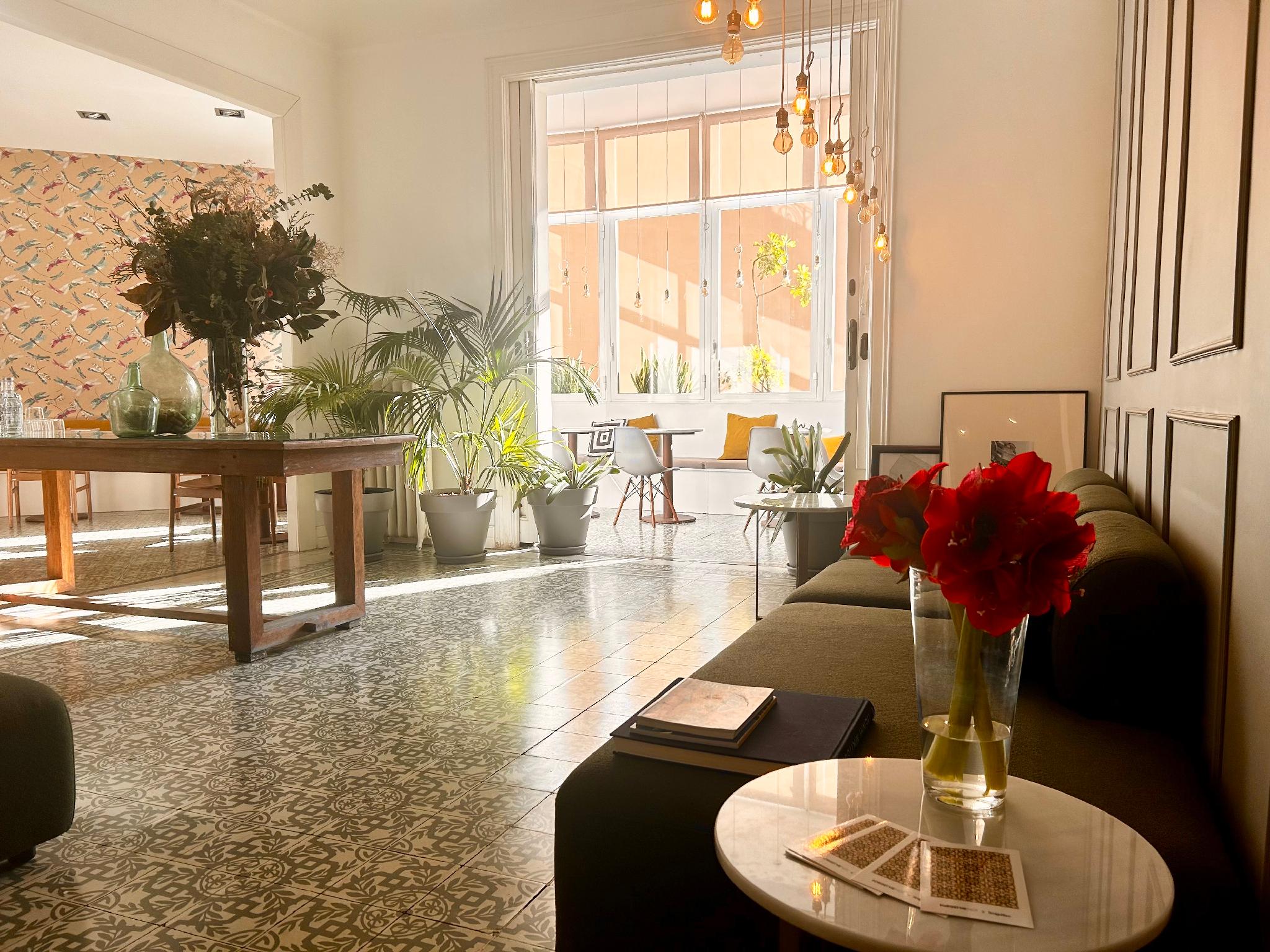 Room, Double or Twin Bed, Street View