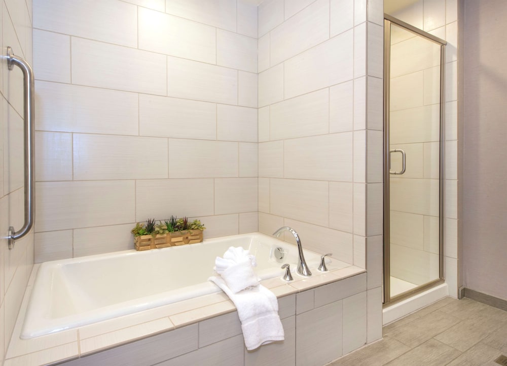 Hilton Garden Inn Raleigh Cary 23/67