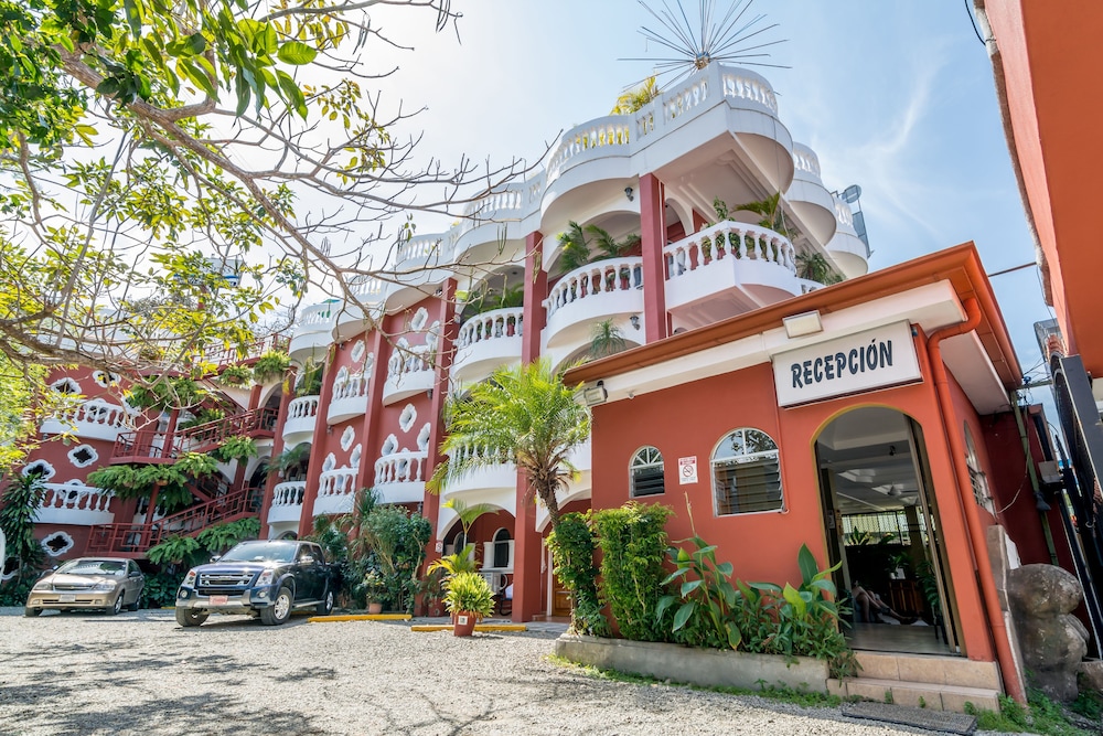 LE PRISS HOTEL 55/63