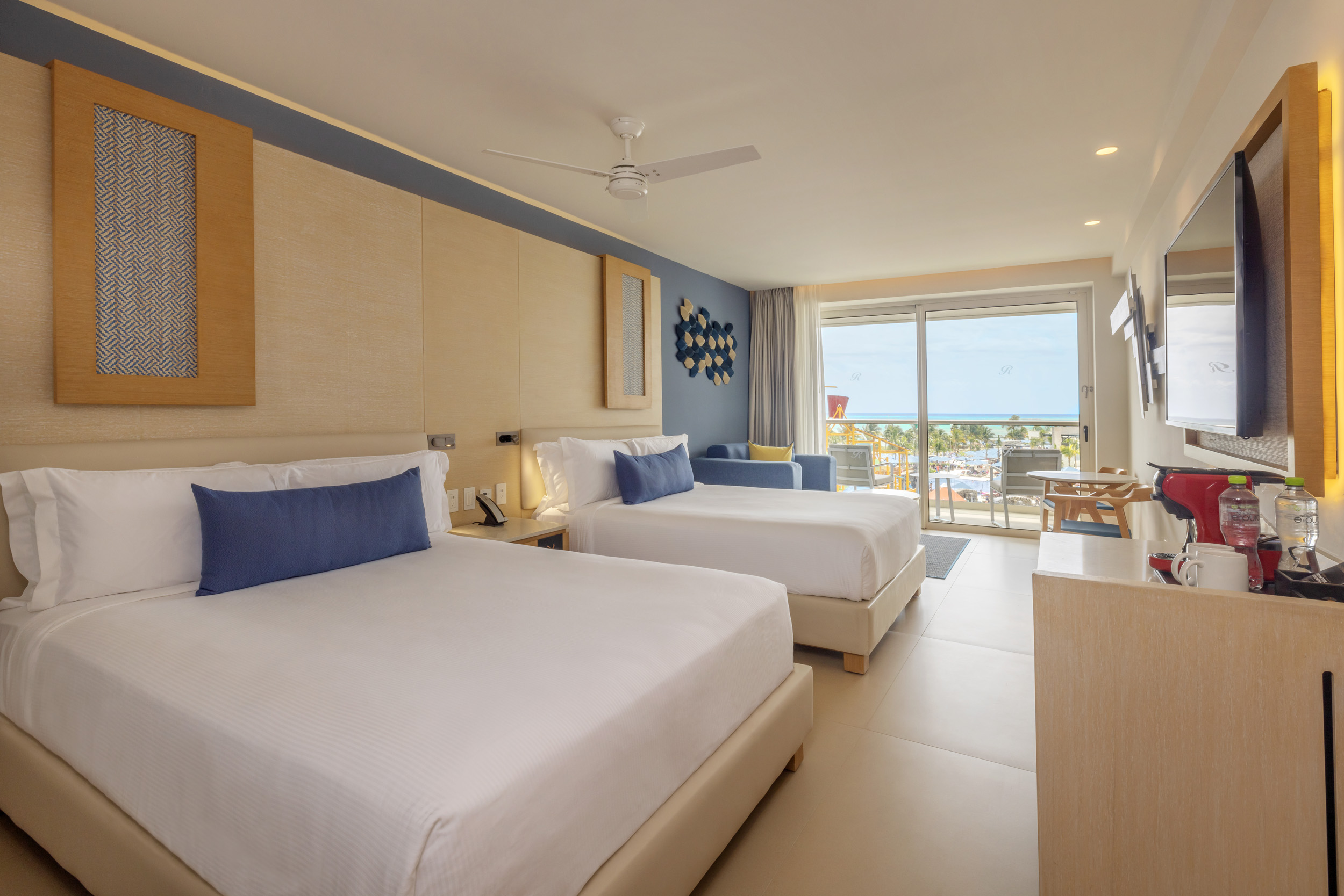 2 Bedrooms, Diamond Club, Junior Suite, Luxury, Ocean View