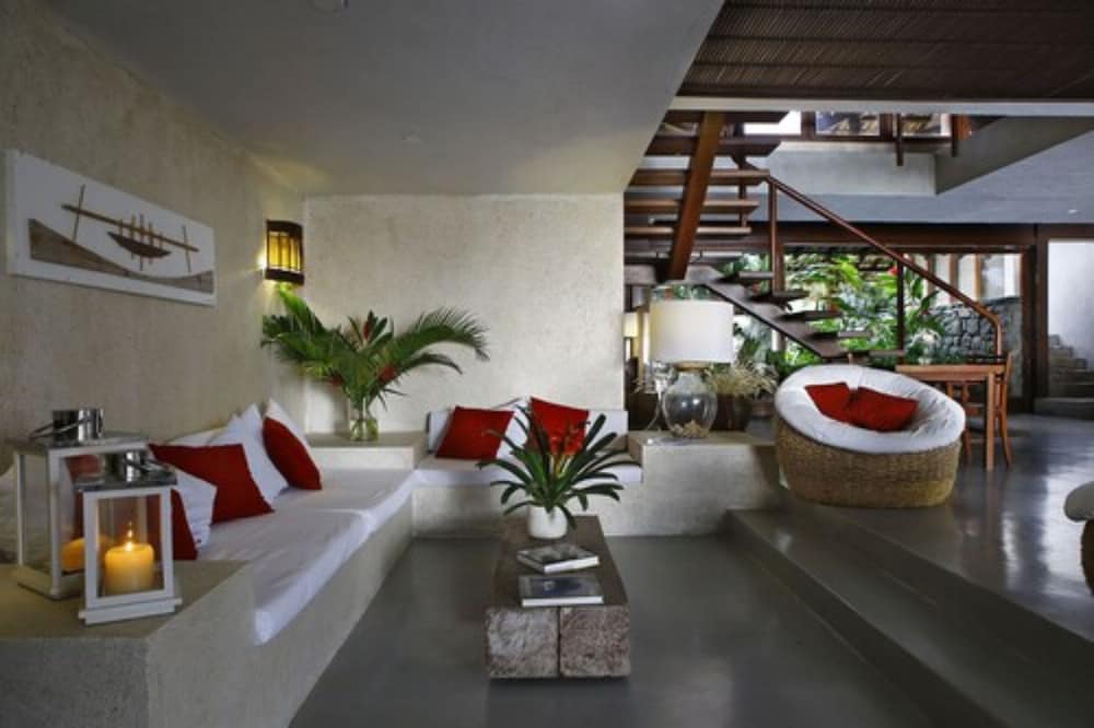 Maitei Hotel 20/30