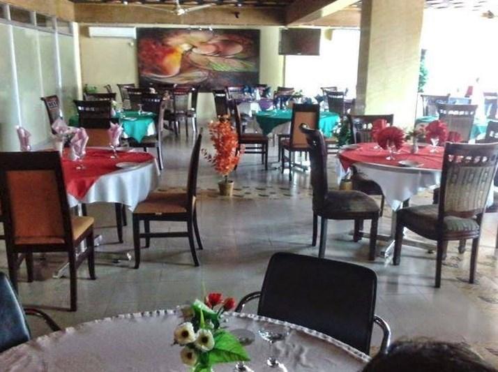 HOTEL SIESTA 17/18