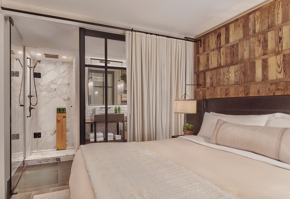 Junior Suite, King Bed, Alcove