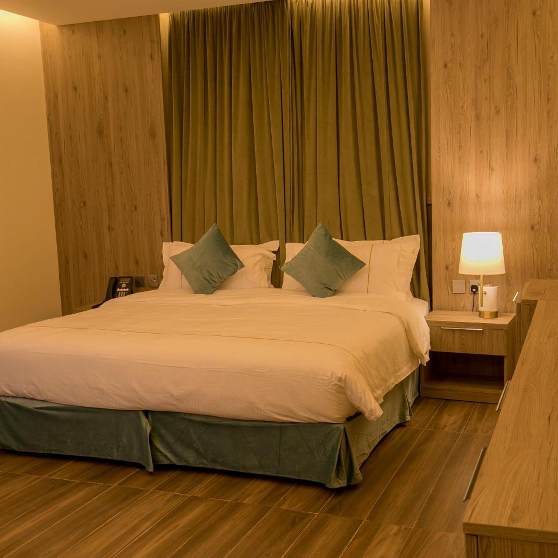 Luxury Night Hotel 39/73