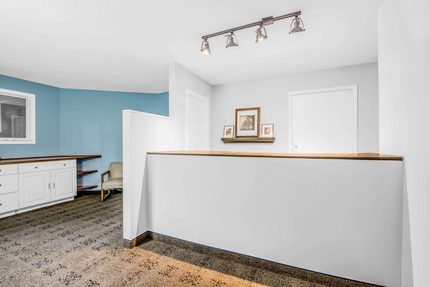 Knights Inn Pine Grove 4/6