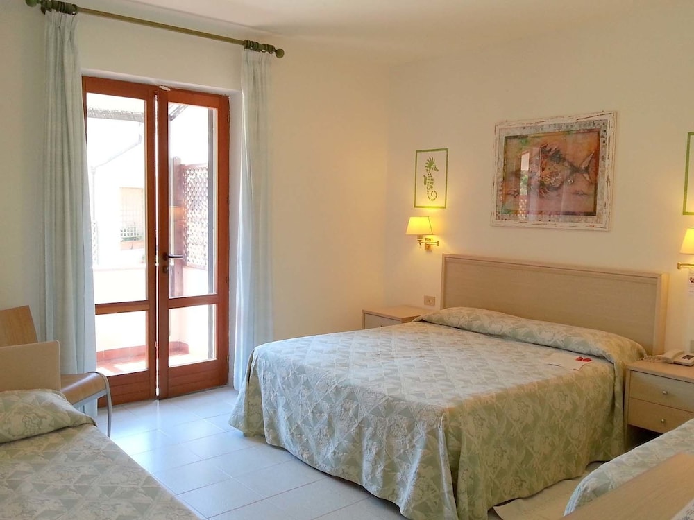 Hotel Montemerlo 8/50