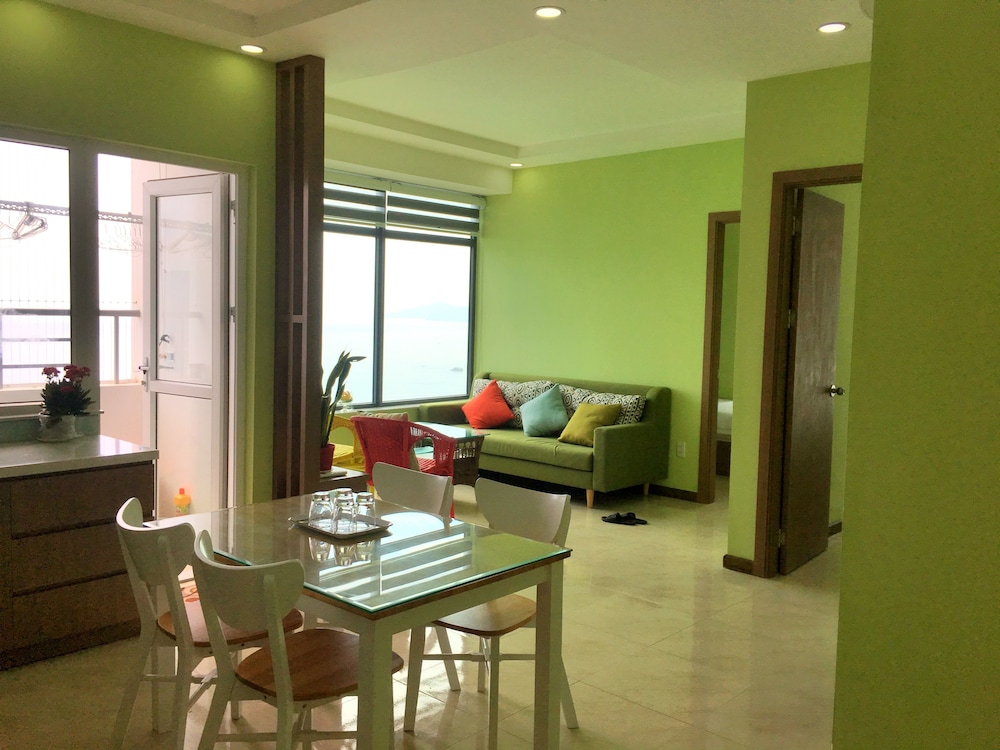 Seaview Front Apartment 20/32