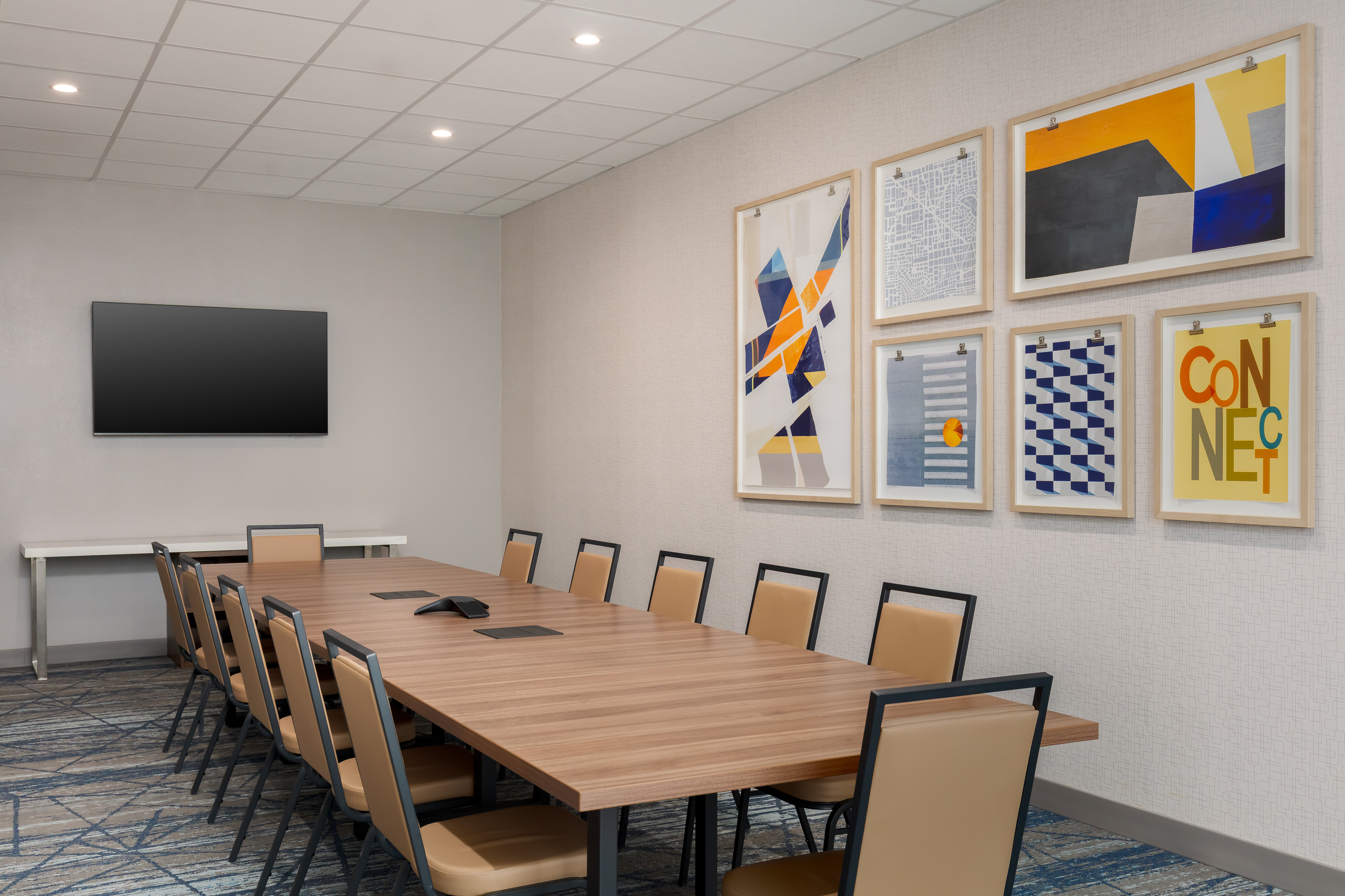 Holiday Inn Express & Suites FRISCO NORTH - PROSPER 48/52