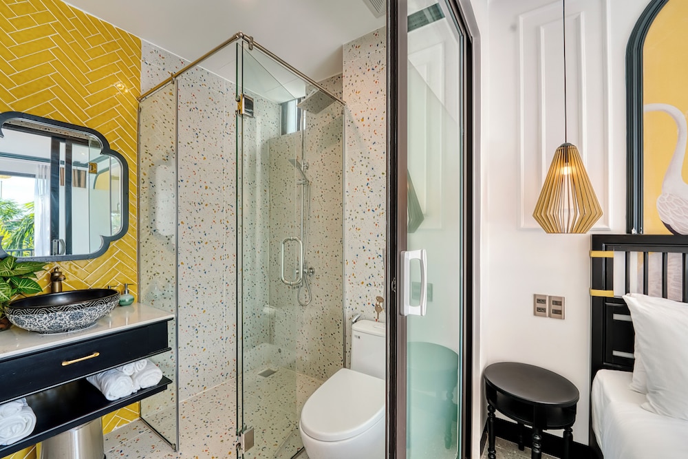 Rokas Hoi An Boutique Hotel 36/48