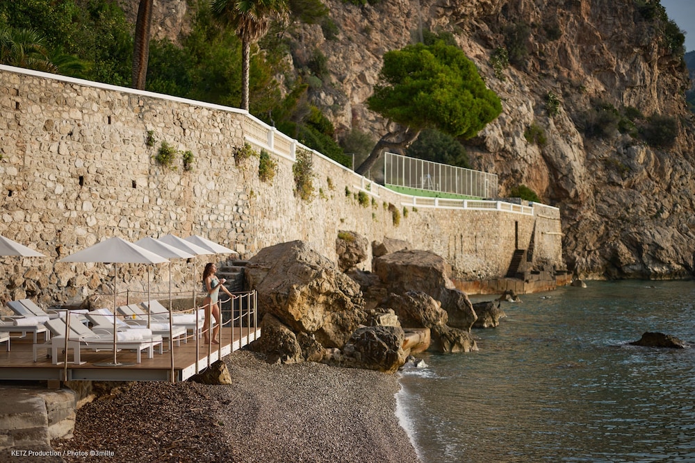 Cap Estel 64/77