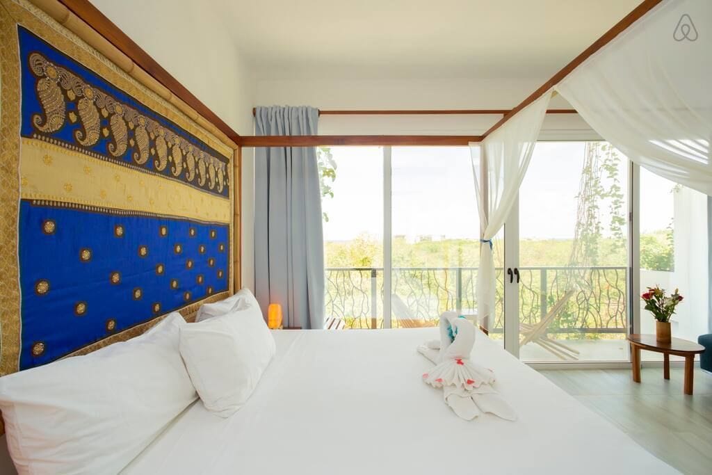 1 Bedroom, Honeymoon, Suite, King Bed, Ocean View, Sofa, Balcony, Ocean Zen Suites 2/10