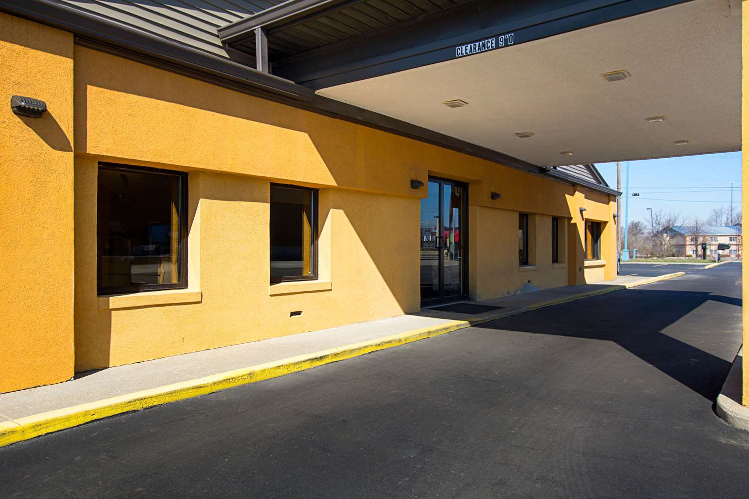 Quality Inn & Suites Greensburg I-74 17/19
