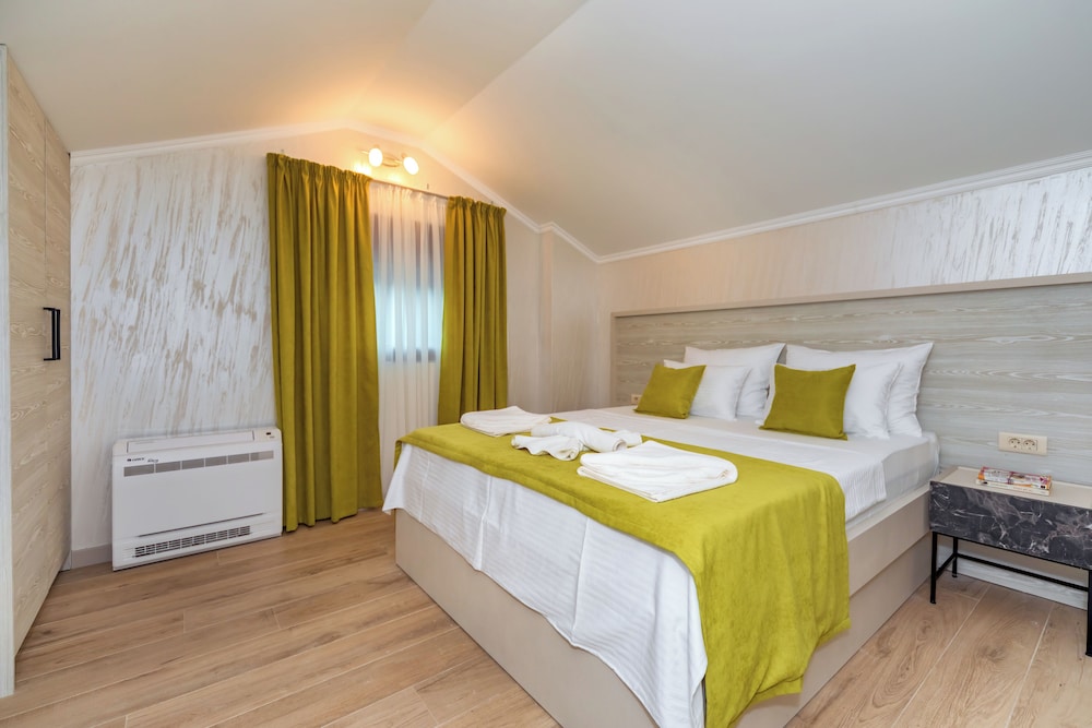 Luxury apartments Queen 15/47