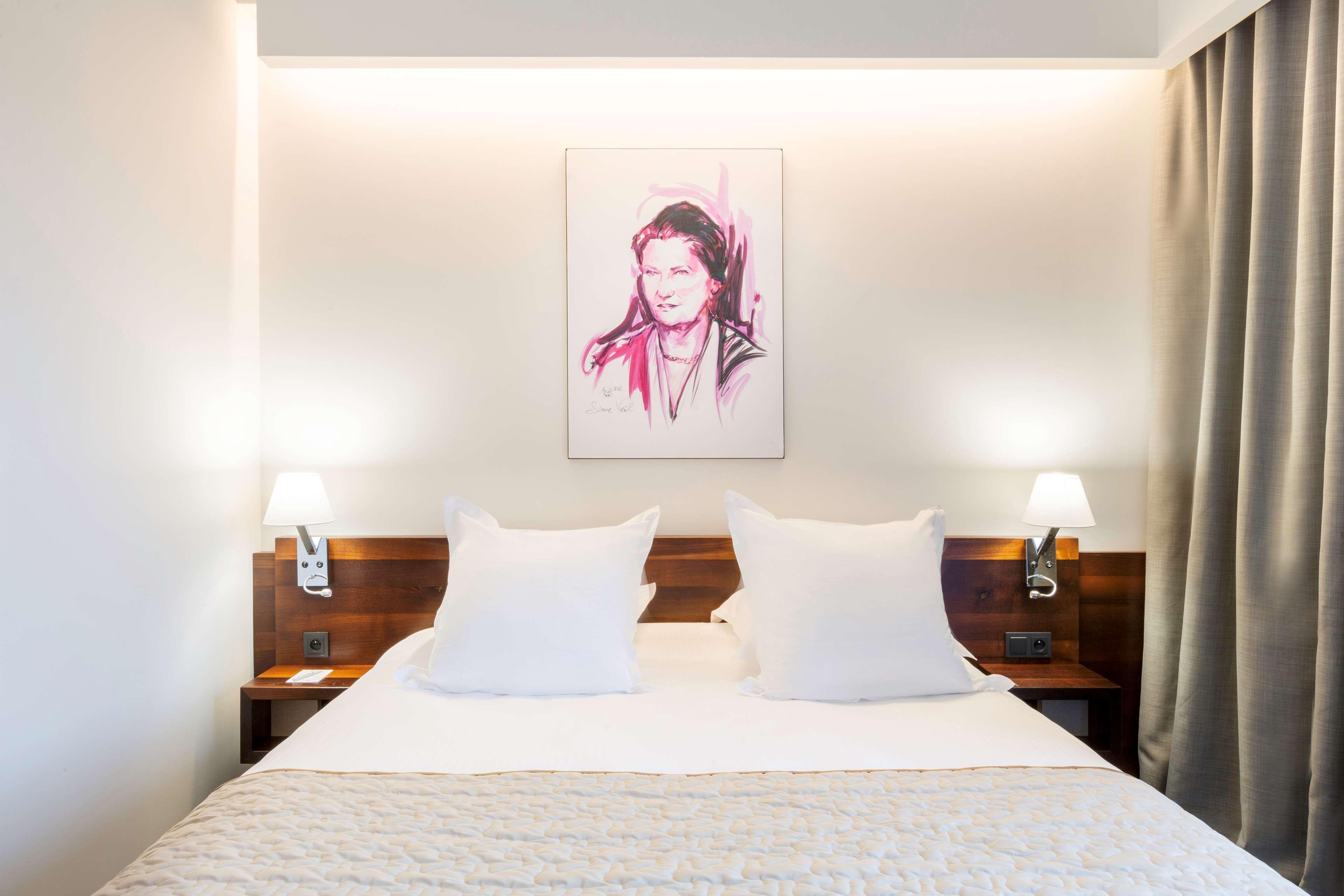 Deluxe, Convertible Double Bed, Castle View, Balcony