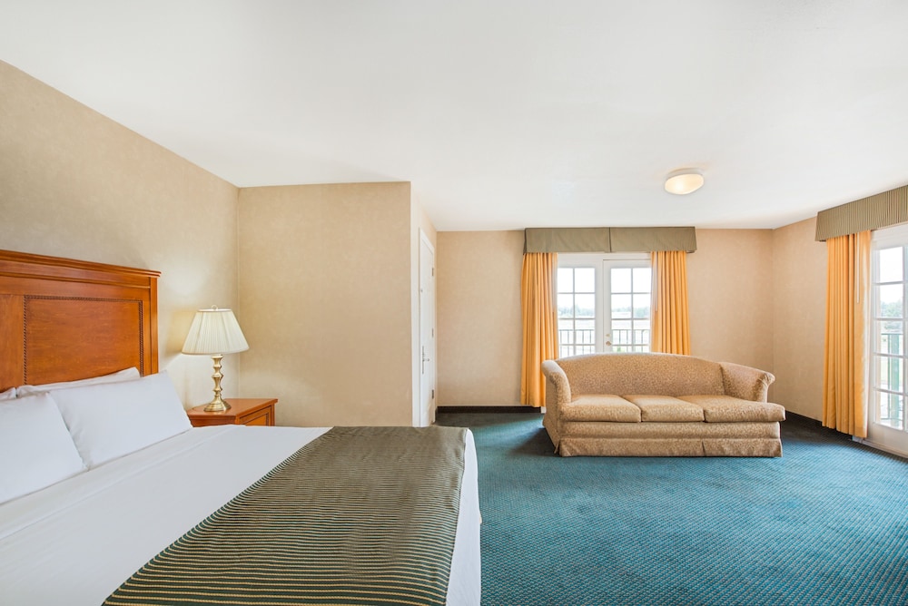 Ramada By Wyndham Flagstaff East 29/48