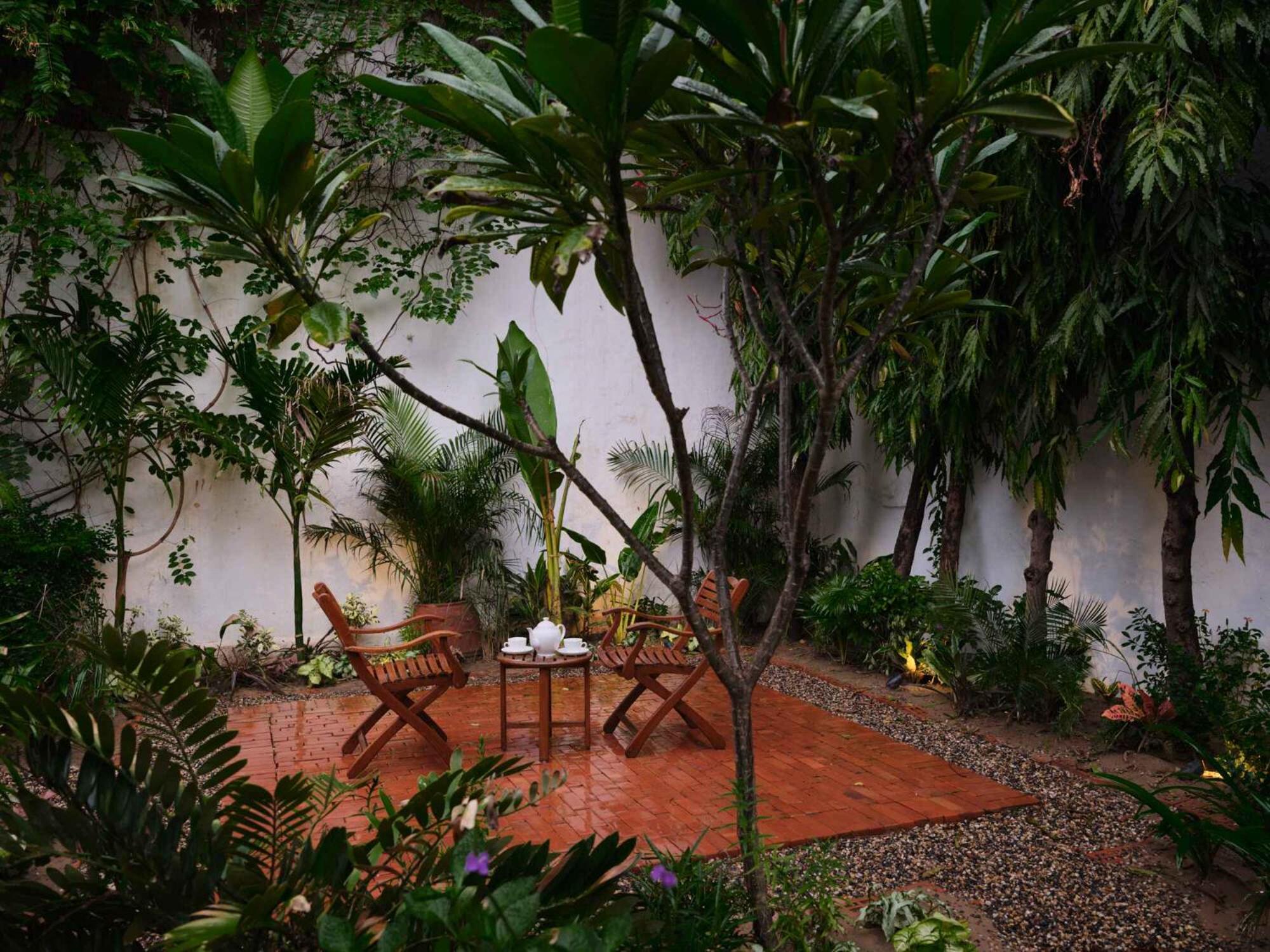 JuSTa Luxe Diwan's Bungalow Ahmedabad 31/36