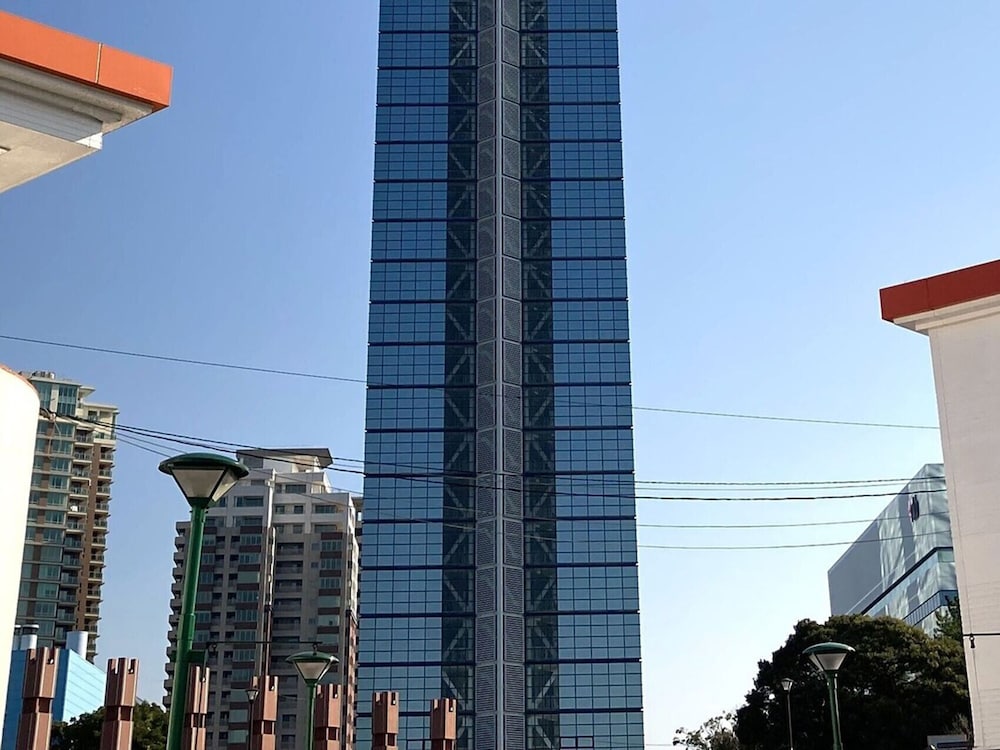 Toyoko Inn Hakata Eki Minami 8/57
