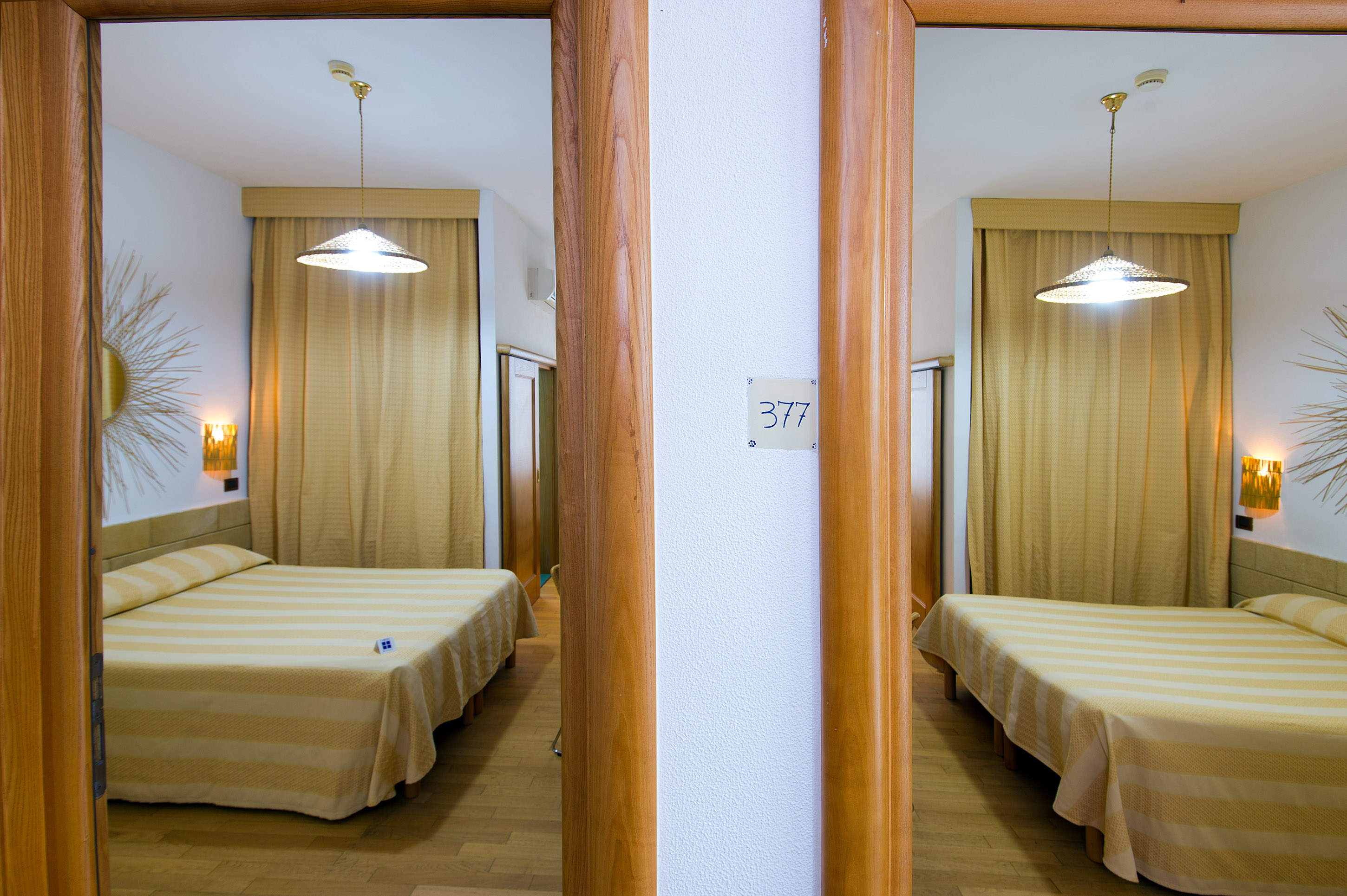 Economy, Double Bed