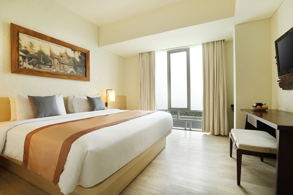 The Akmani Legian 25/70