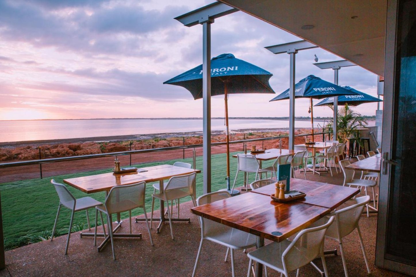 Onslow Beach Resort 17/21